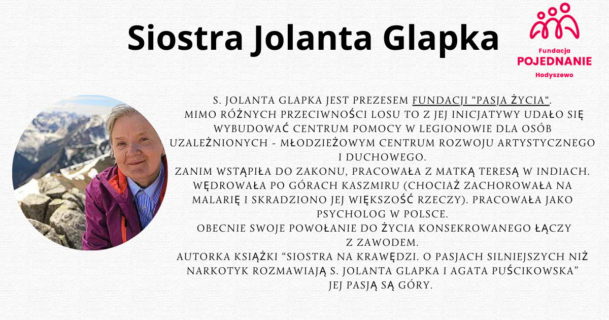 Plakat przedstawiający zdjęcie kobiety stojącej przed budynkiem z logo Fundacji „Pasja Życia”. Na plakacie widnieje tekst: S.